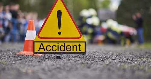 Minor Injuries Reported, San Jose, CA — Multi-Vehicle Collision on 880 Freeway Causes Shock and Disruption; Several Cars Involved, Airbags Deployed